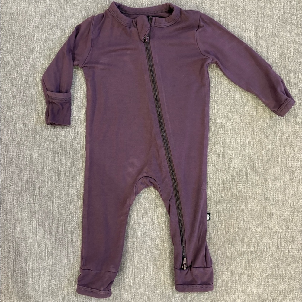 Kyte BABY Currant Newborn One Piece Zippered Romper